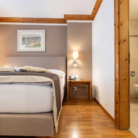 Stern Hotel Coira