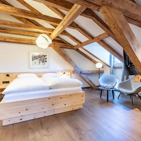 Stern 4*