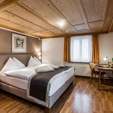 Stern 4*