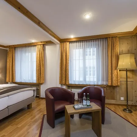 Stern 4*