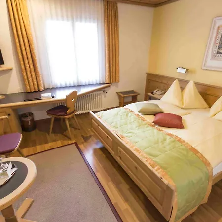 Stern Hotel